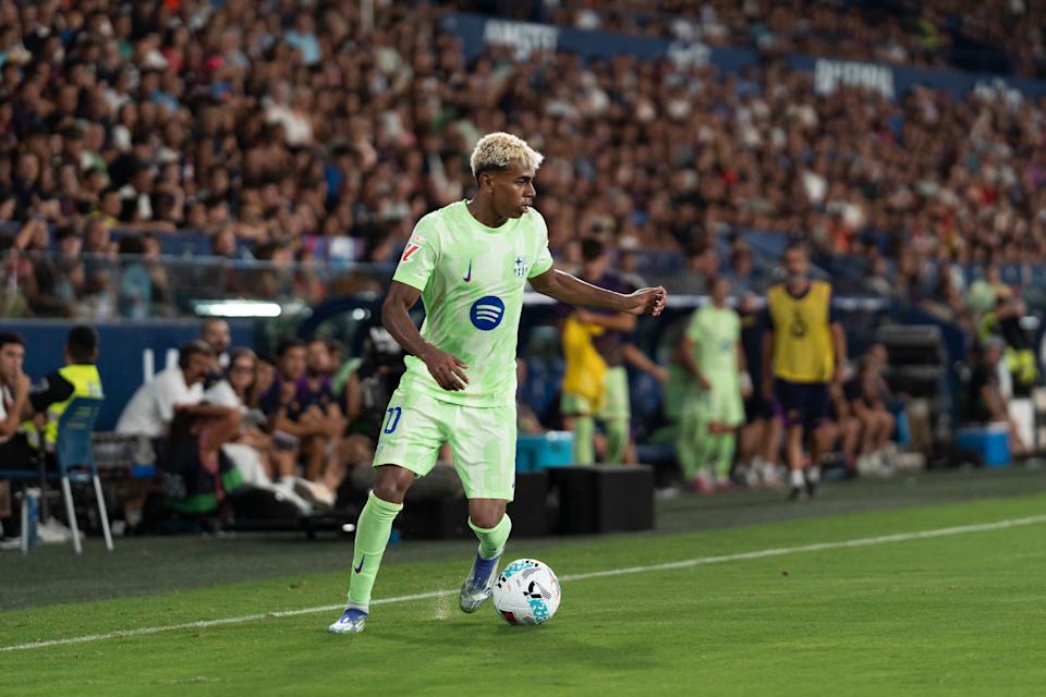 亚马尔家族金球奖突破，父亲激励助力再创辉煌-虎扑