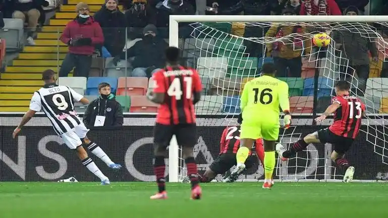 尤文图斯4-3逆转国米，新星闪耀积分榜登顶-虎扑